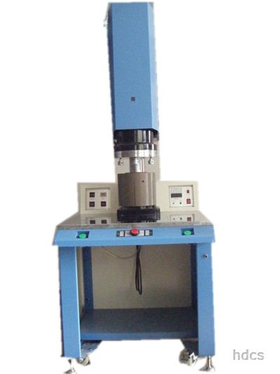 4200W超聲波塑料焊接機(jī)